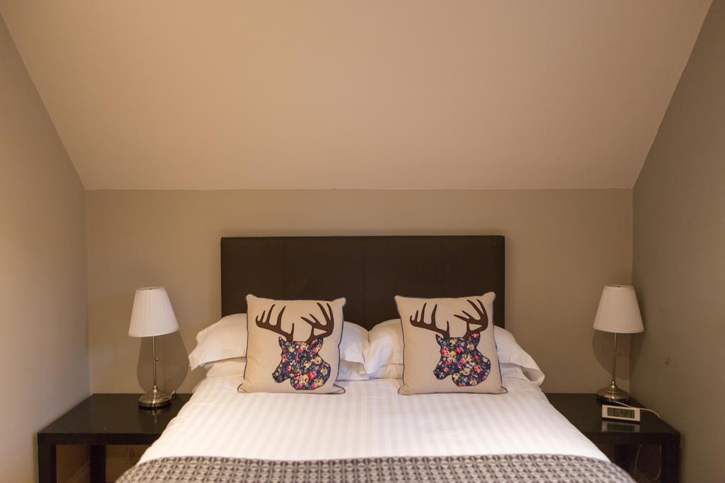 The King'S Head Otel Winchester Oda fotoğraf