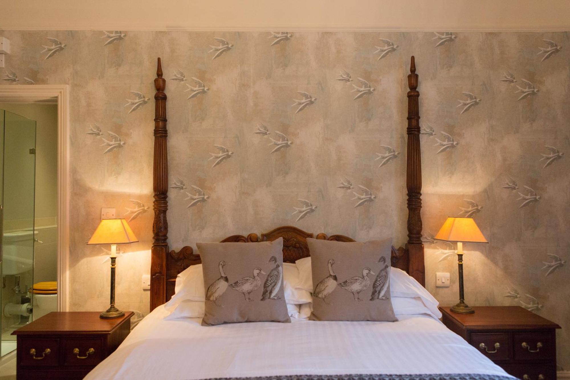 The King'S Head Otel Winchester Oda fotoğraf